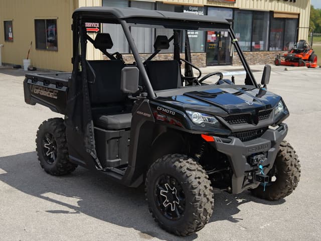 Image of CFMoto UForce 1000 equipment image 1