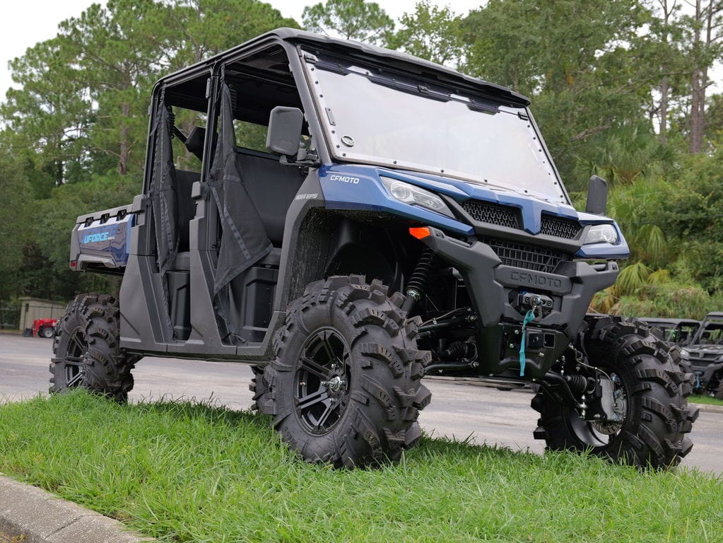 2025 CFMoto UForce 1000 XL Equipment Image0