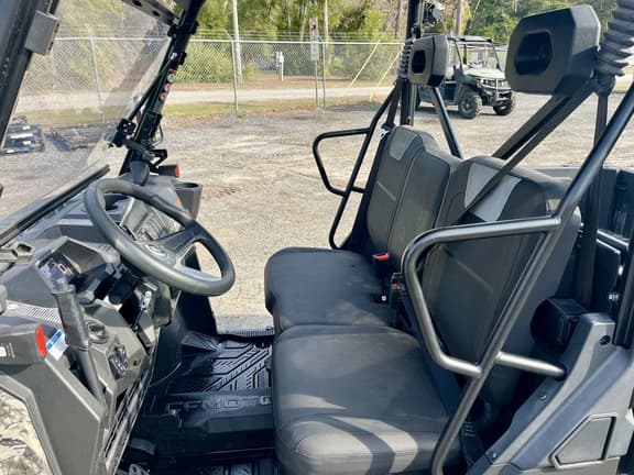 Image of CFMoto UForce 600 equipment image 4