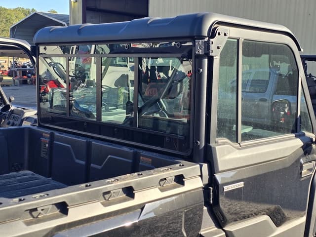 Image of CFMoto UForce U10 Pro equipment image 3