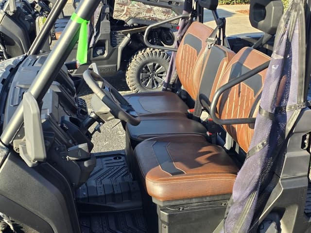 Image of CFMoto UForce U10 Pro equipment image 4
