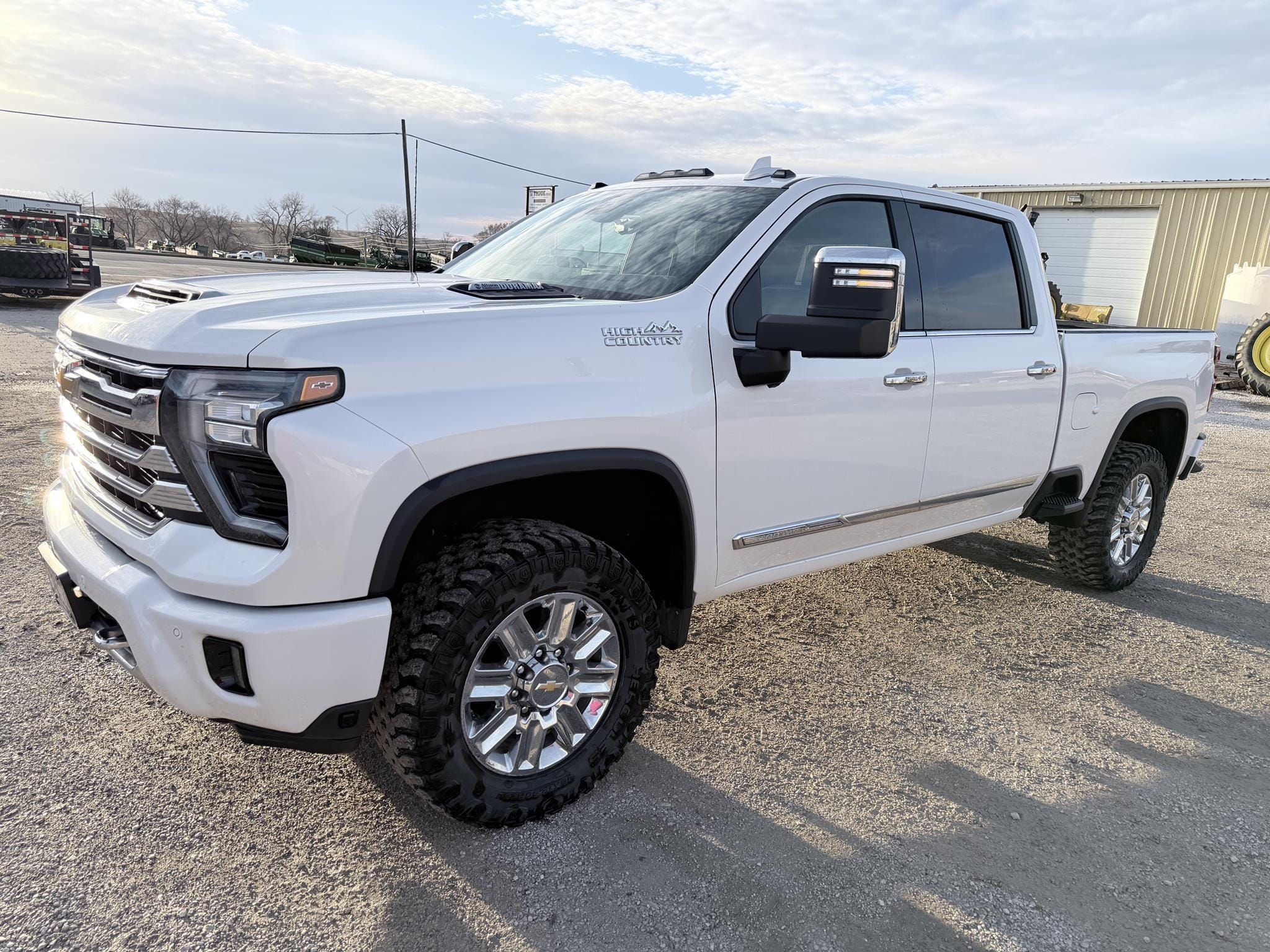 2025 Chevrolet 3500HD Equipment Image0