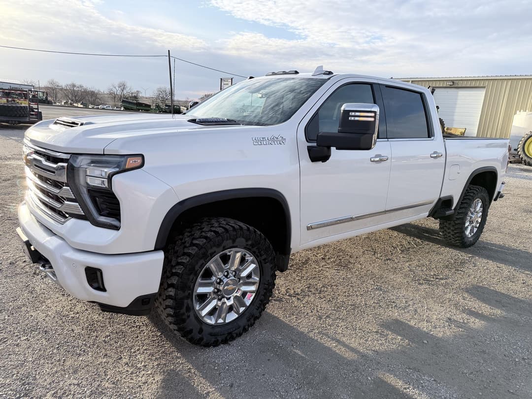 Image of Chevrolet 3500HD Primary image