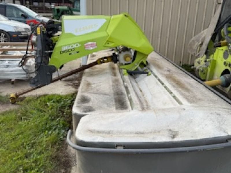 2020 CLAAS 1100 Disco/3600F Disco Equipment Image0