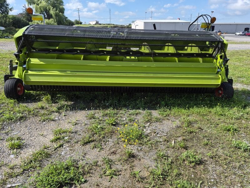 2025 CLAAS 380 Equipment Image0