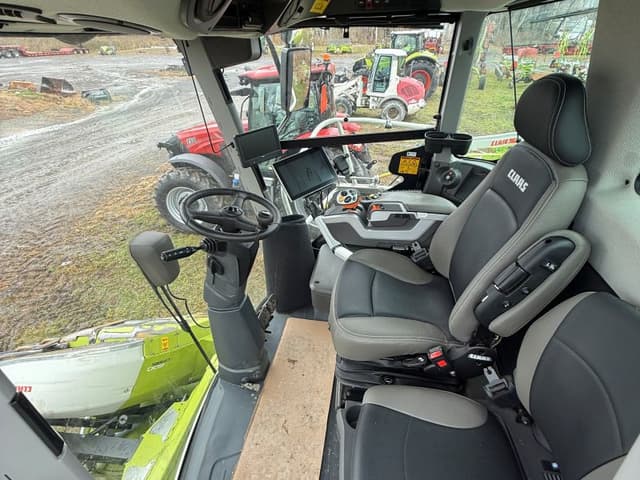 Image of CLAAS Jaguar 960 equipment image 4