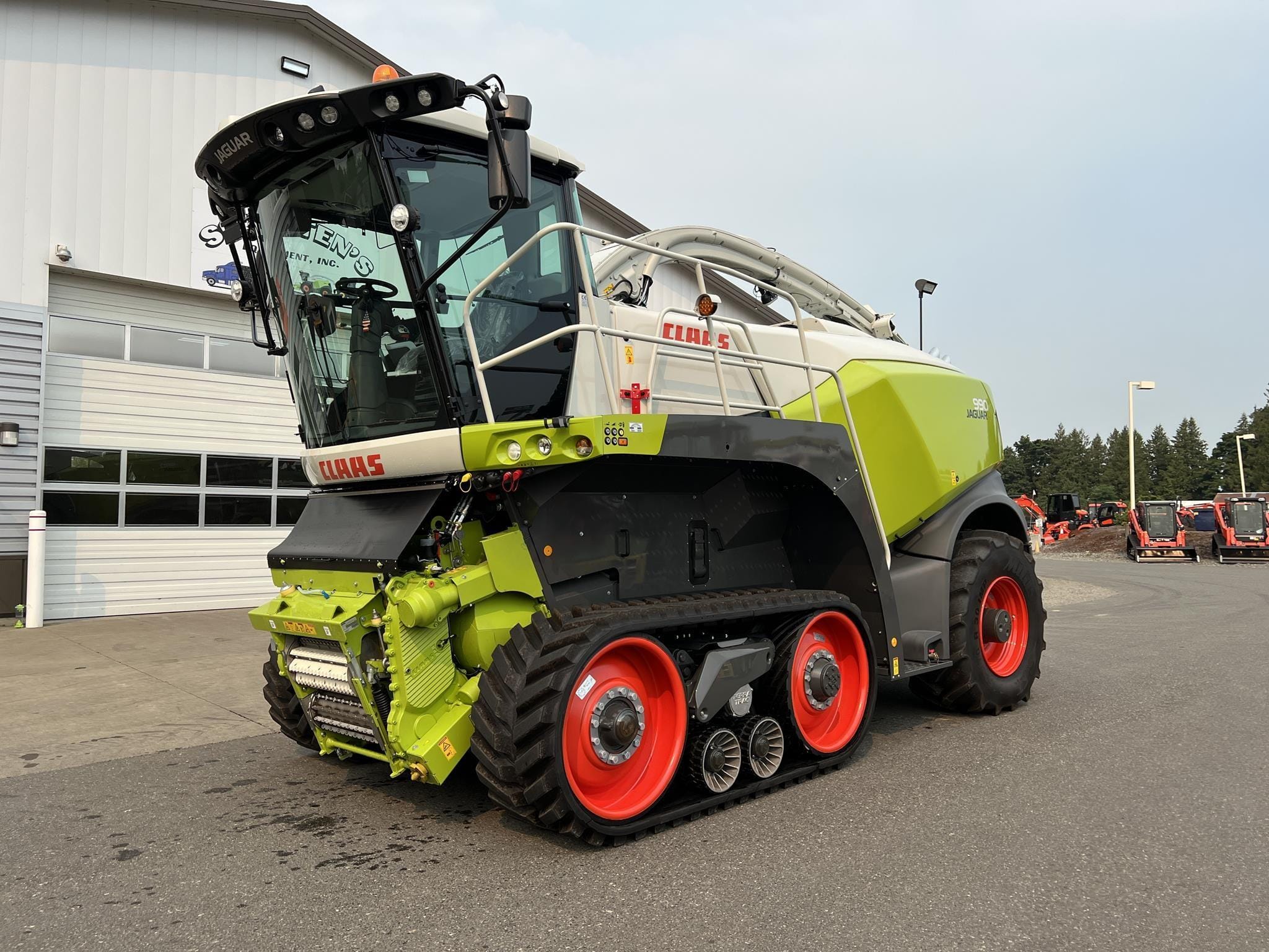 2025 CLAAS Jaguar 990TT Equipment Image0