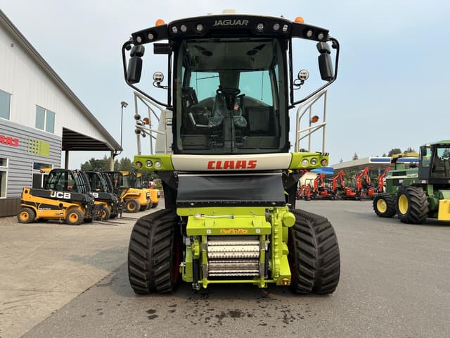 Image of CLAAS Jaguar 990TT equipment image 2