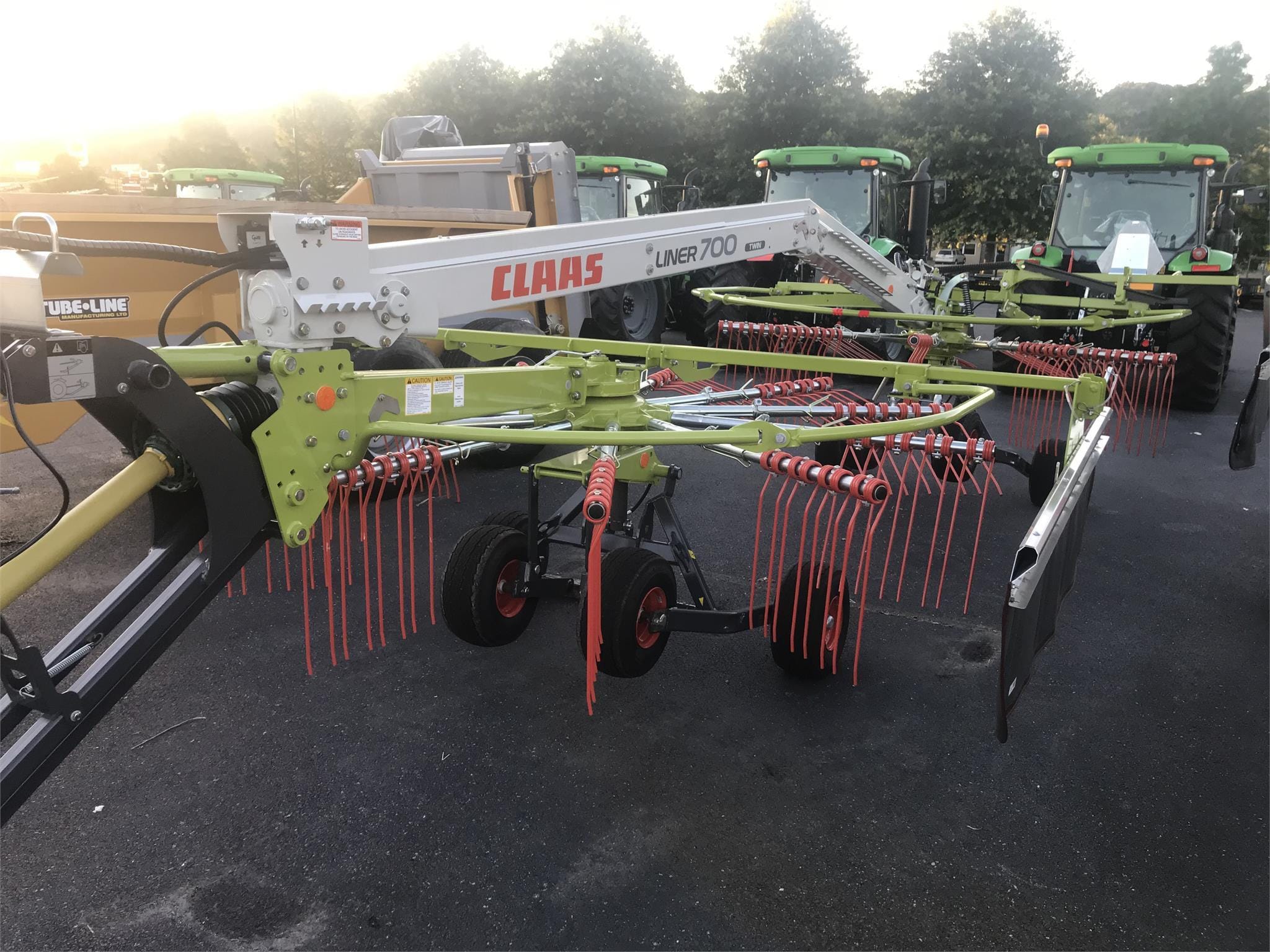 2025 CLAAS Liner 700 Twin Equipment Image0