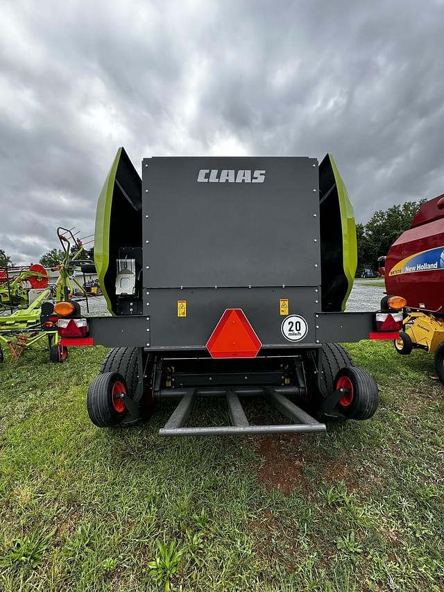 Image of CLAAS Variant 580RC equipment image 1