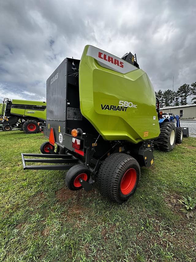 Image of CLAAS Variant 580RC equipment image 2