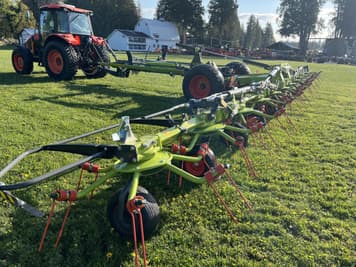 Main image CLAAS Volto 1300T