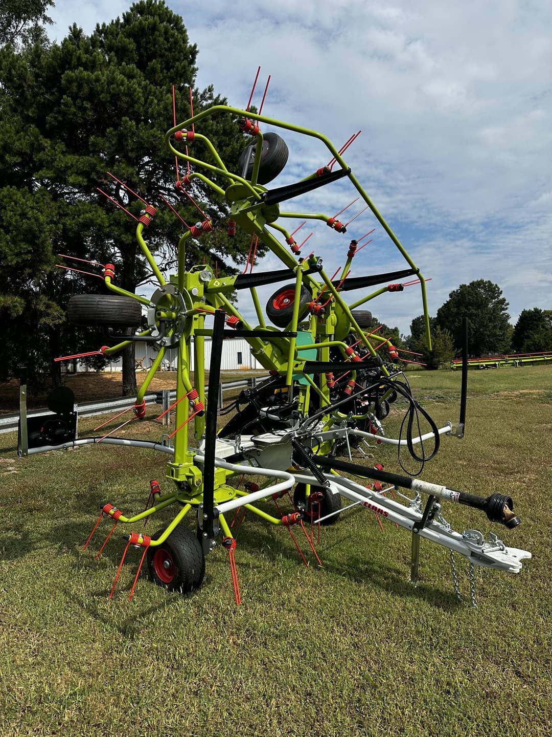 Image of CLAAS Volto 800TH Image 1