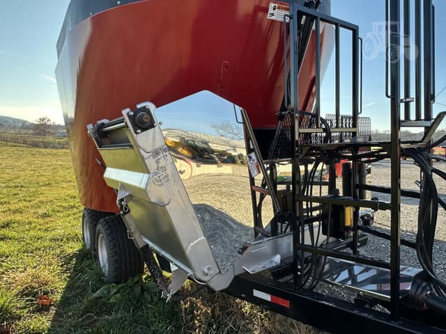 Image of Cloverdale 600T equipment image 1