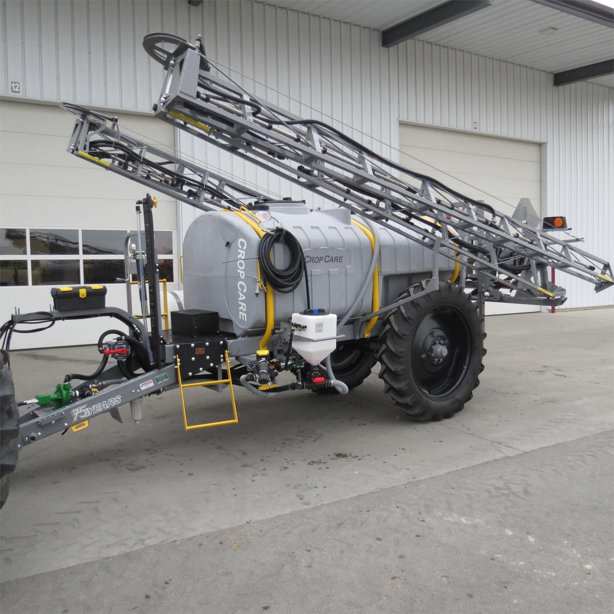 2025 Crop Care AGX1000 Equipment Image0