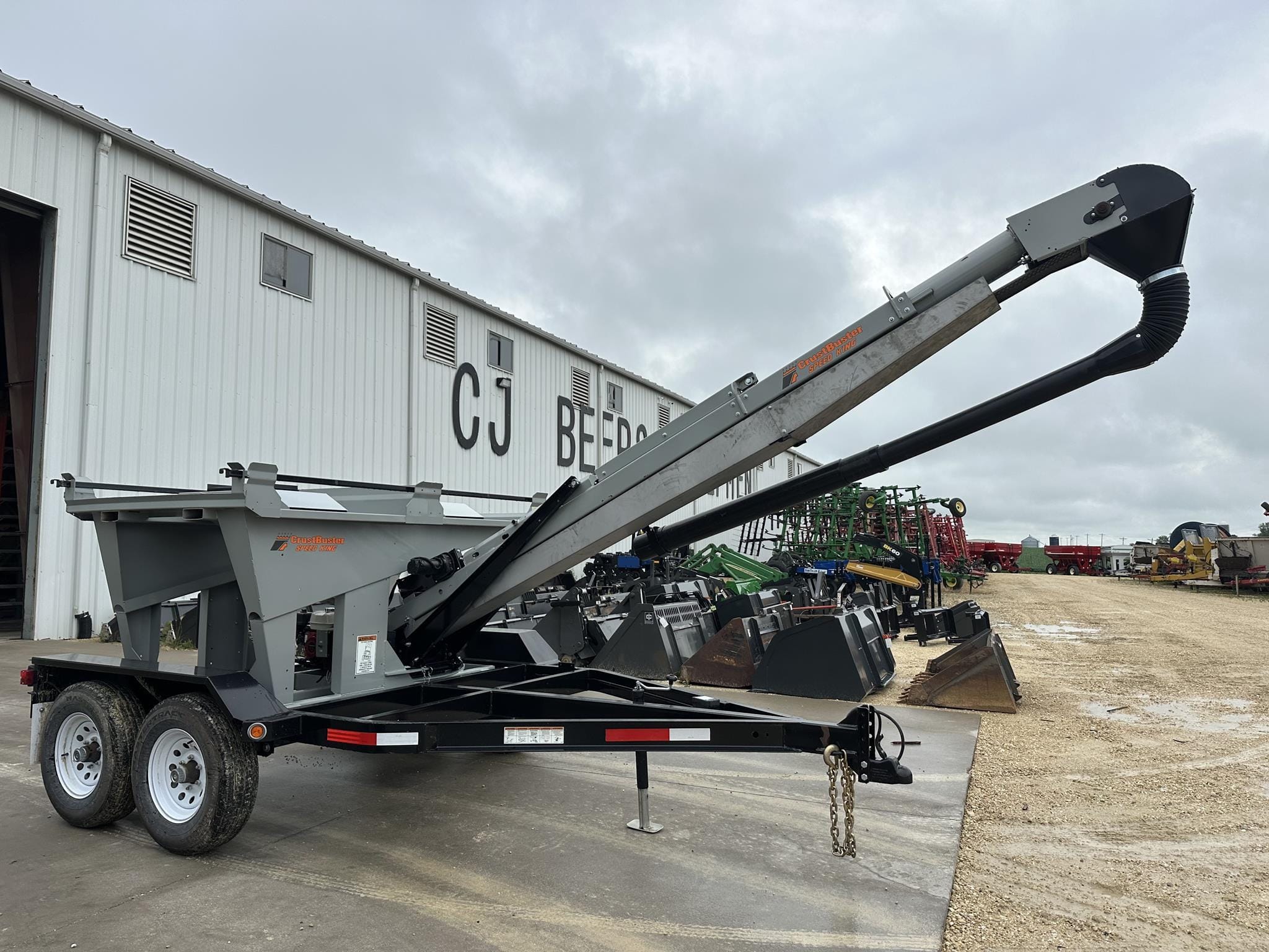 2025 CrustBuster 90996000 Equipment Image0