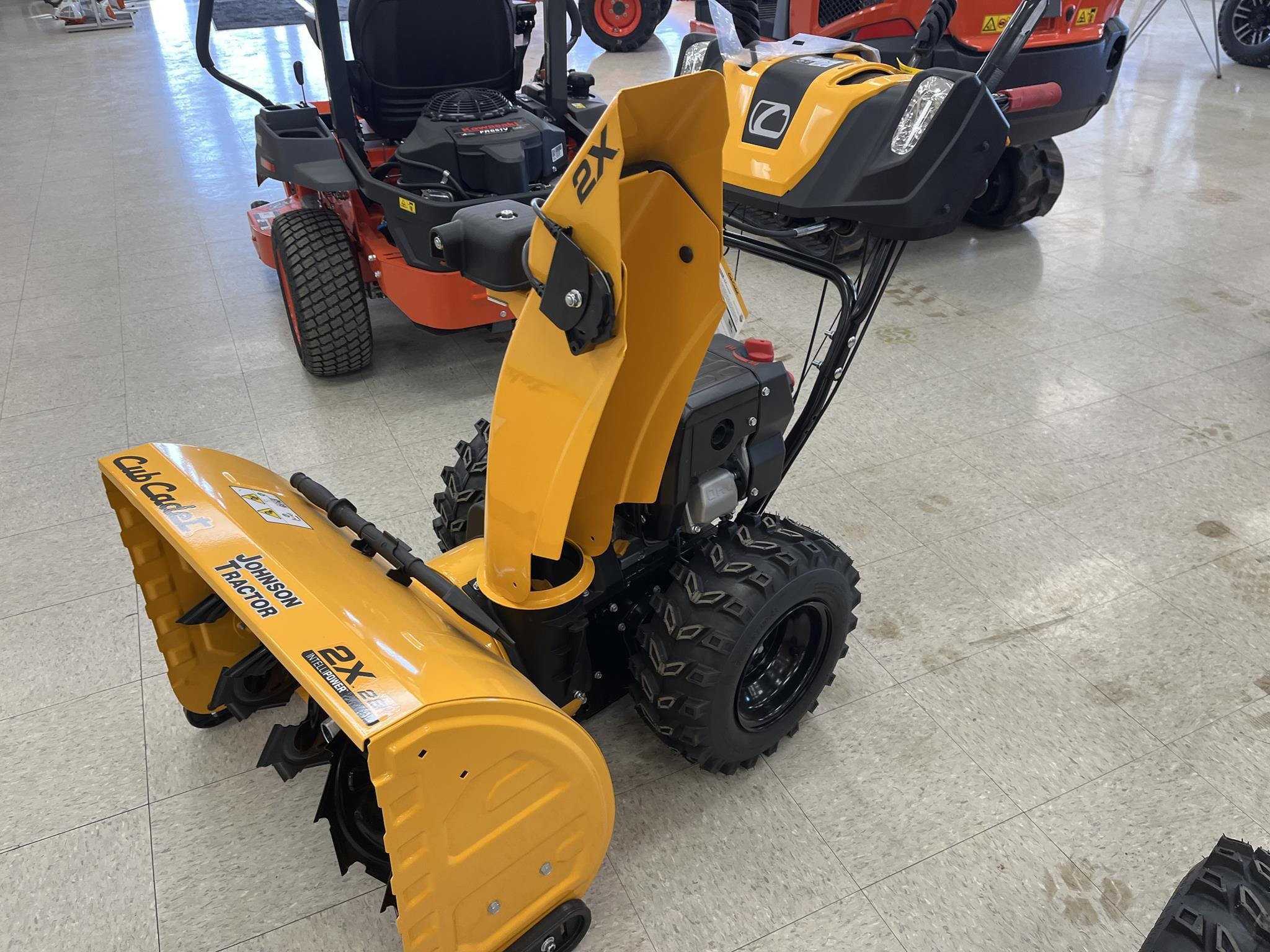 Main image Cub Cadet 2X28