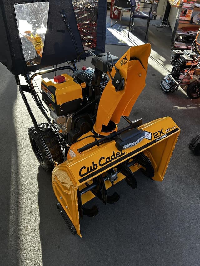 Image of Cub Cadet 2X30 equipment image 2
