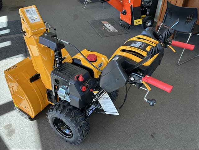 Image of Cub Cadet 3X28 equipment image 4