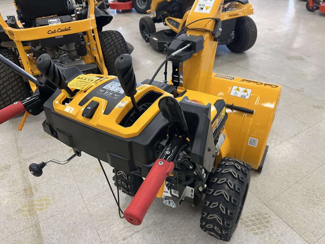 Image of Cub Cadet 3X28IP Image 1