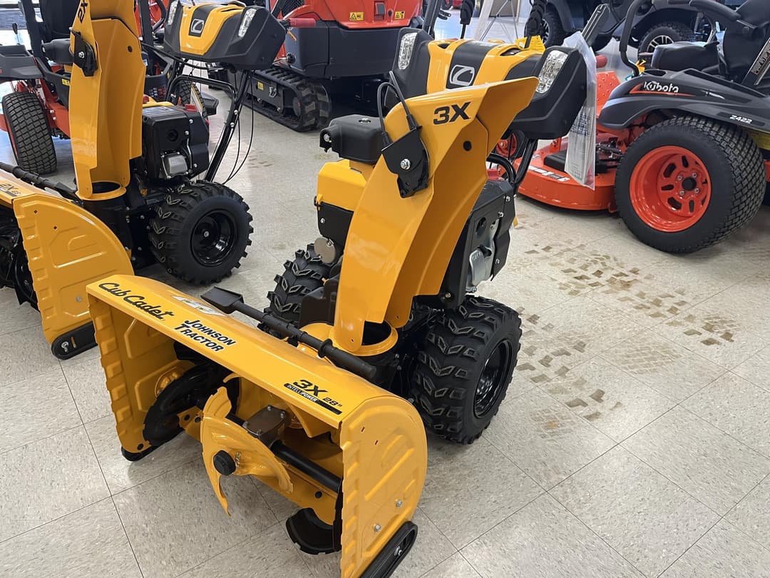 Image of Cub Cadet 3X28 Image 0