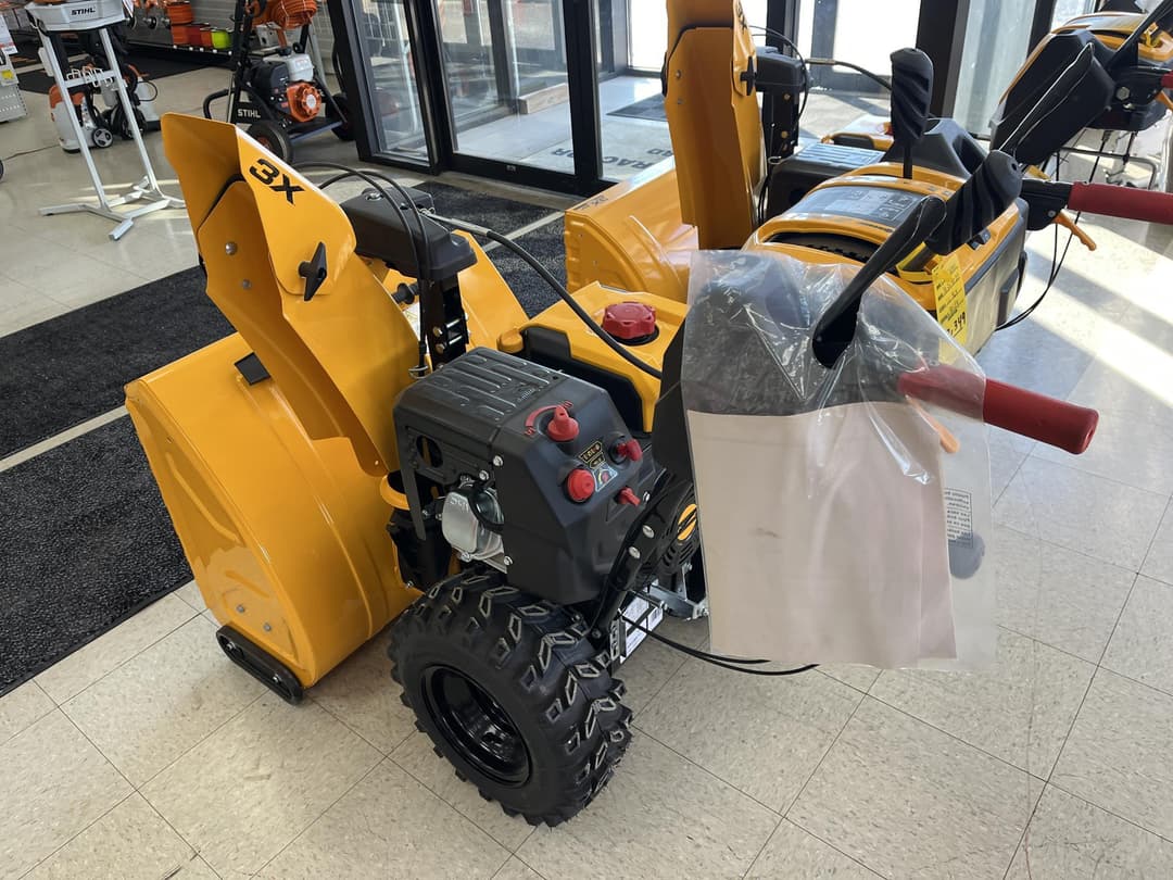 Image of Cub Cadet 3X30HD Image 1