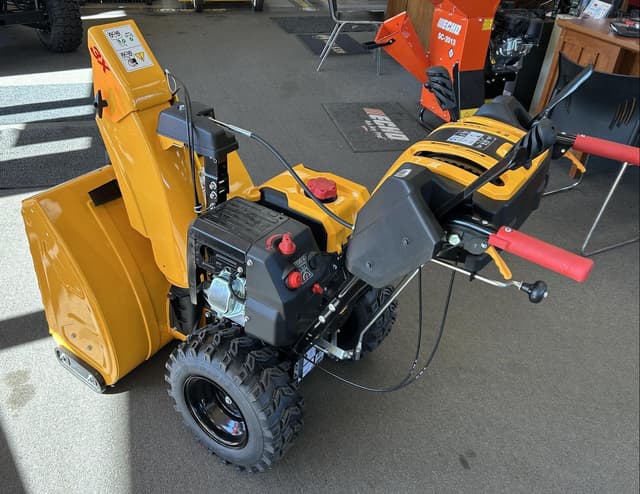 Image of Cub Cadet 3X30 equipment image 2
