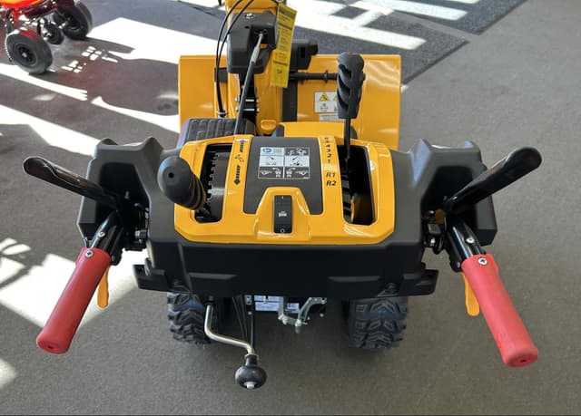 Image of Cub Cadet 3X30 equipment image 3