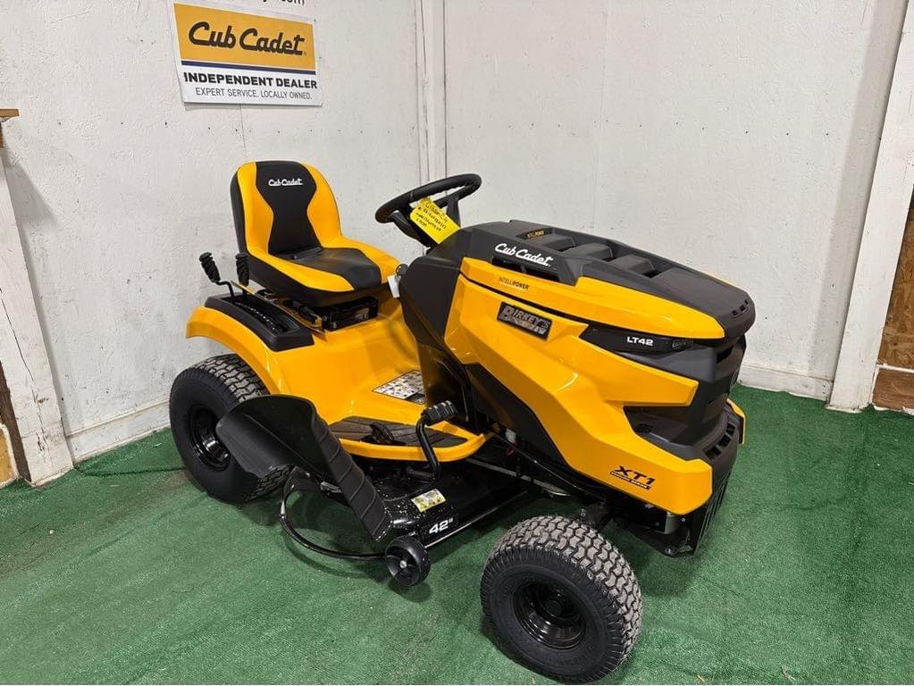 Image of Cub Cadet XT1 LT42 Primary image