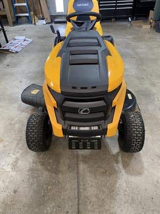 Image of Cub Cadet XT1 LT46 equipment image 3