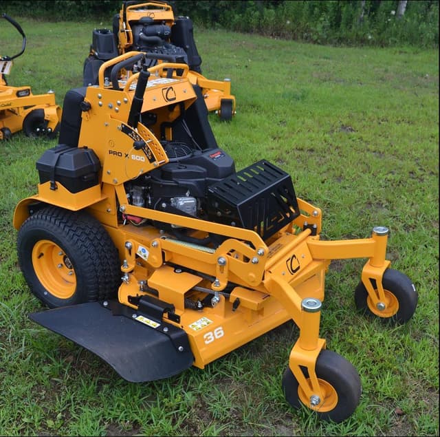 Image of Cub Cadet Pro X 636 equipment image 1
