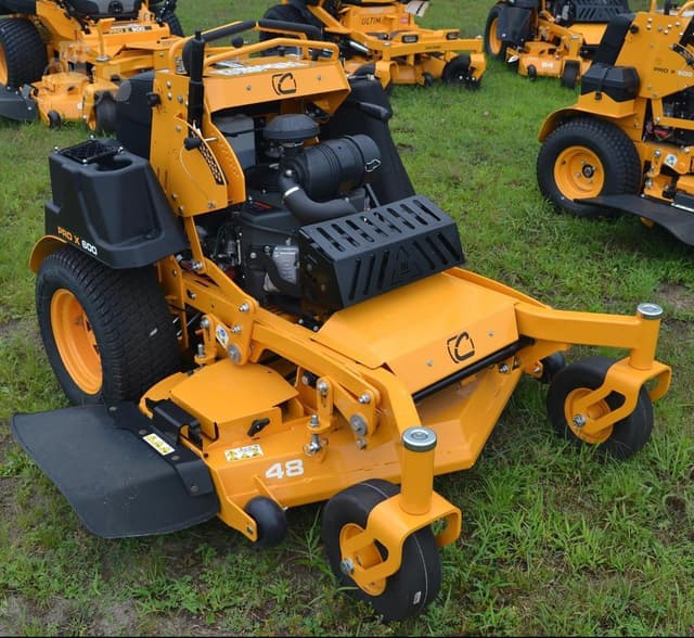 Image of Cub Cadet Pro X 648 equipment image 2