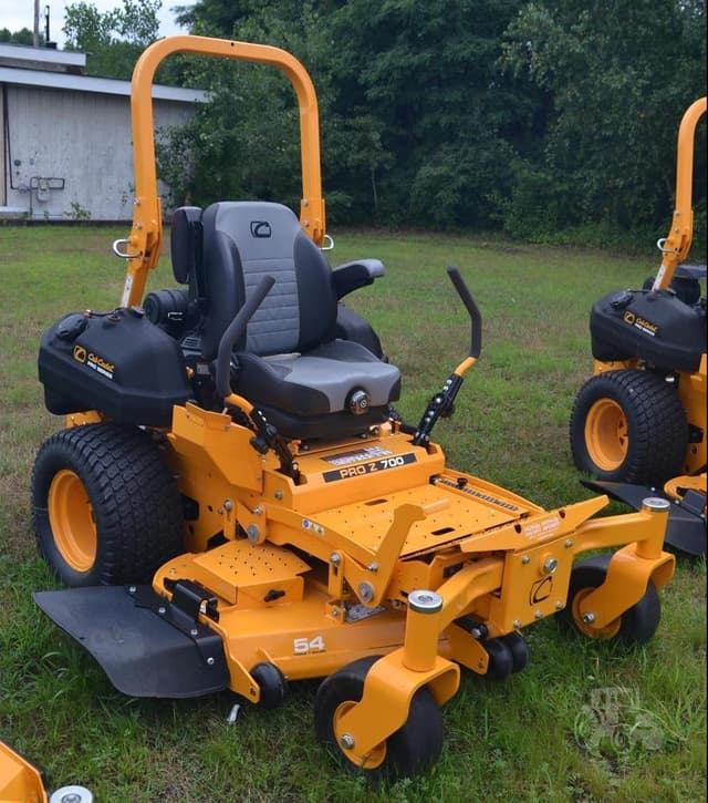 Image of Cub Cadet Pro Z 754L equipment image 1