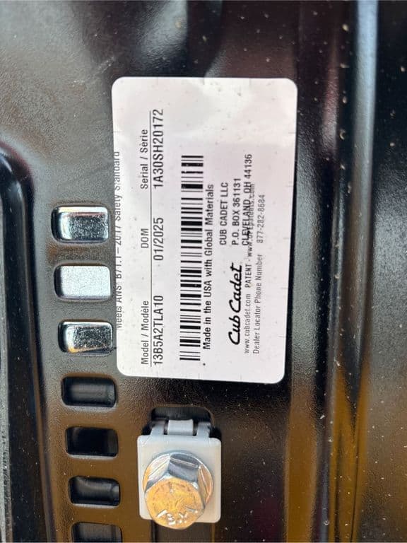 Image of Cub Cadet XT2 SLX50 equipment image 2