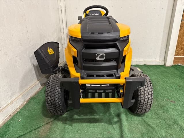 Image of Cub Cadet XT2 SLX54 equipment image 1
