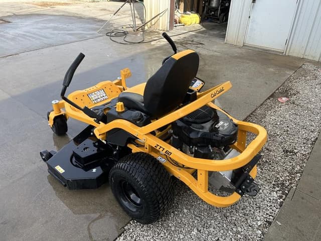 Image of Cub Cadet Ultima ZT1 equipment image 1