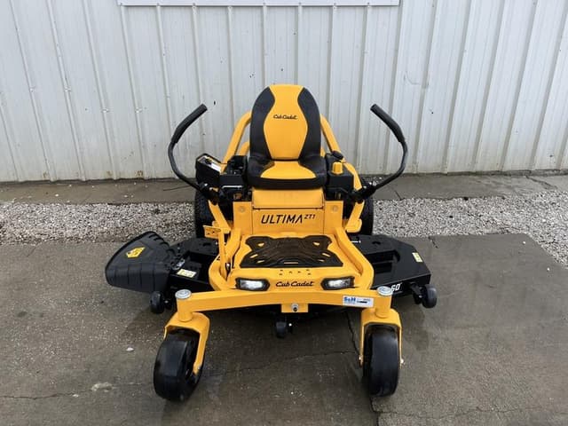 Image of Cub Cadet Ultima ZT1 equipment image 4