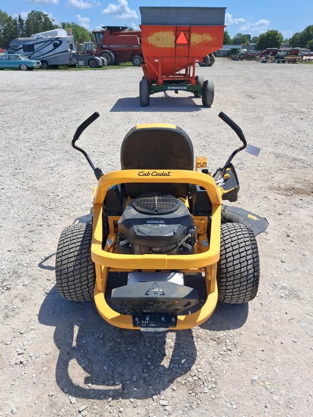 Image of Cub Cadet Ultima ZT1 equipment image 4