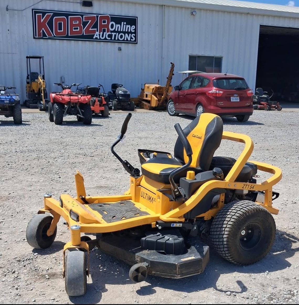 2025 Cub Cadet Ultima ZT1 Equipment Image0