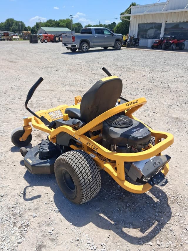 Image of Cub Cadet Ultima ZT1 equipment image 3