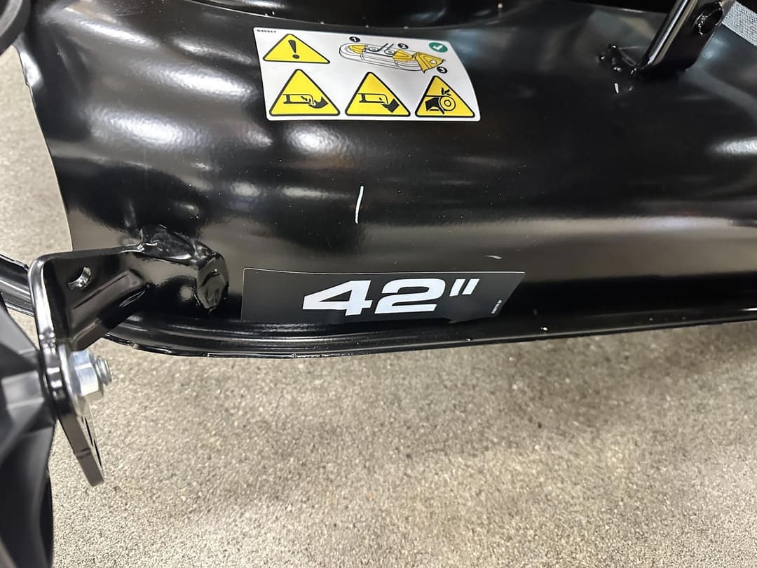 Image of Cub Cadet XT1 LT42 Image 1