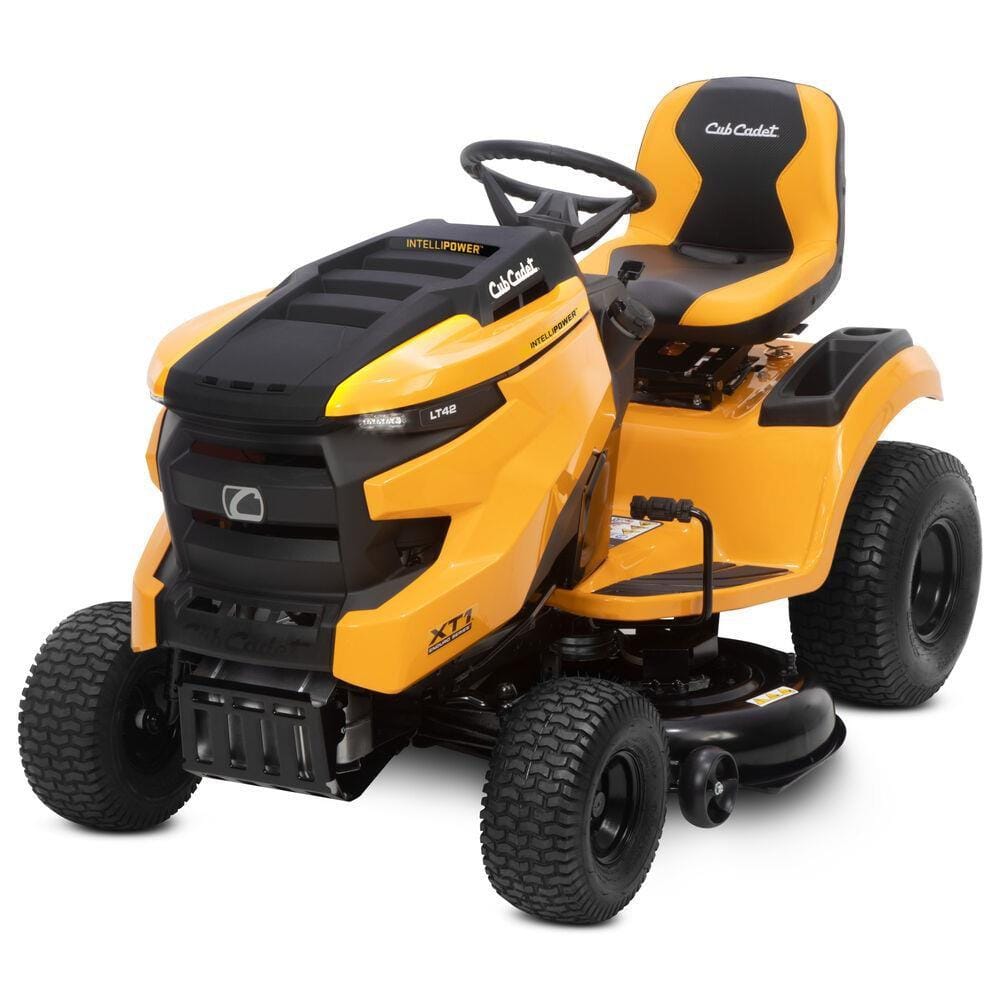 2025 Cub Cadet XT1 Equipment Image0
