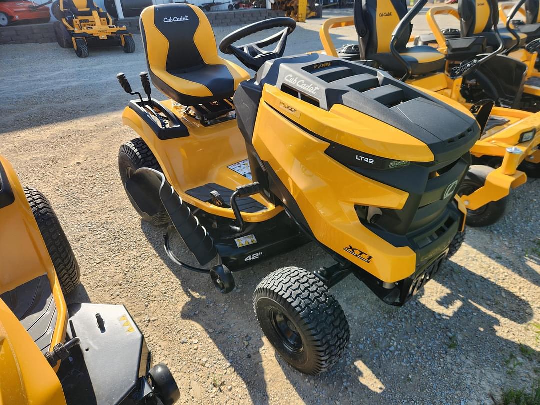 Image of Cub Cadet XT1 LT42 Primary Image