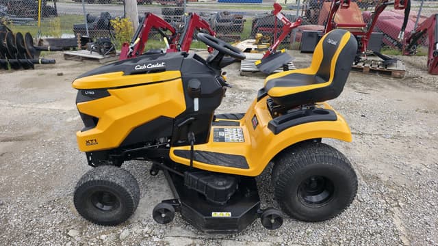 Image of Cub Cadet XT1 LT50 equipment image 1