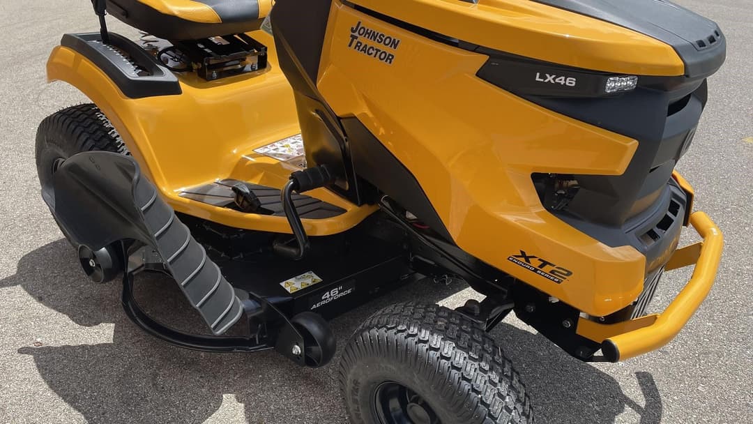 Image of Cub Cadet XT2 LX46 Image 1