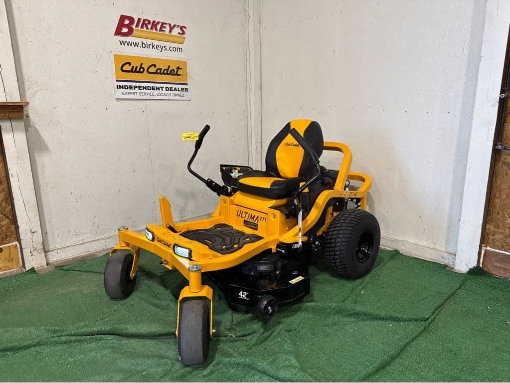 Image of Cub Cadet Ultima ZT1 Primary image