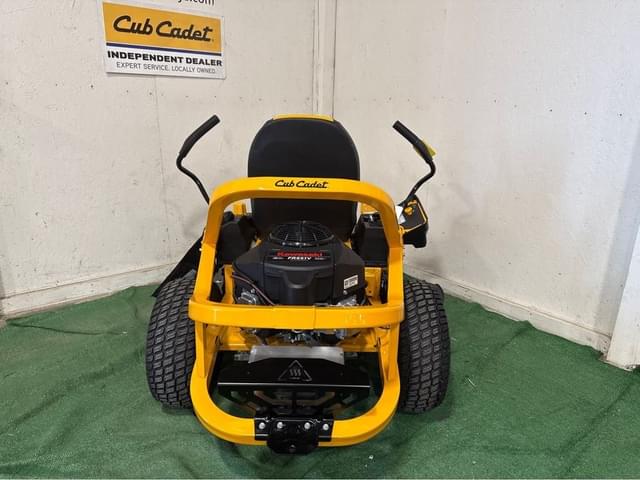 Image of Cub Cadet Ultima ZT1 equipment image 3