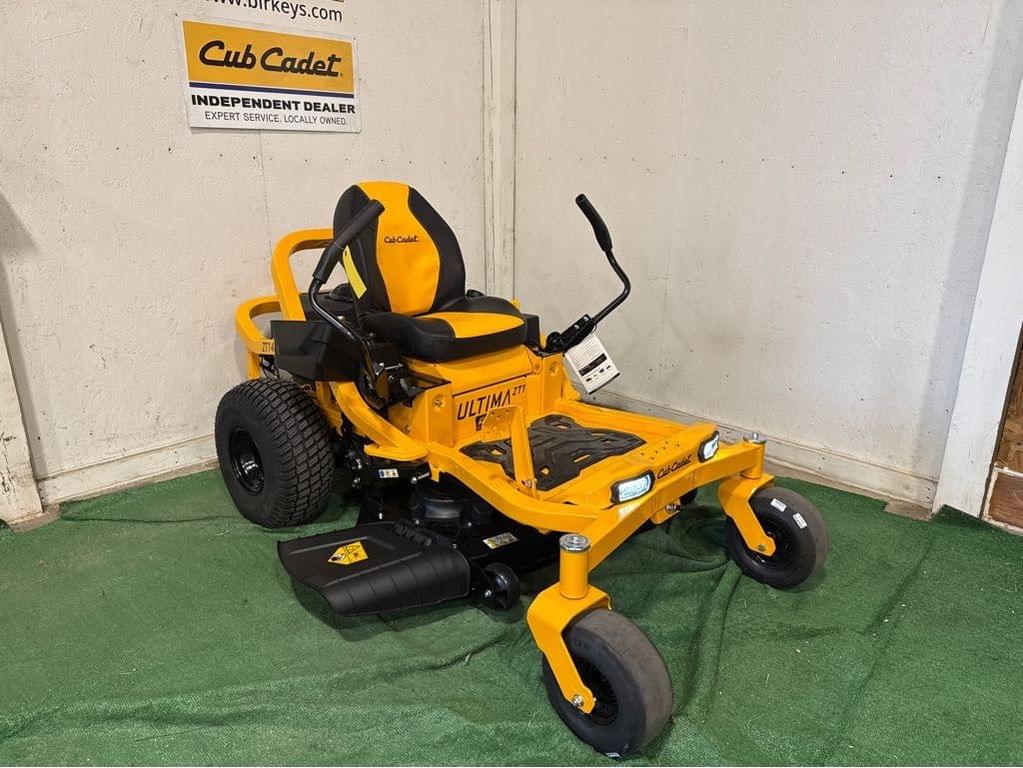 Image of Cub Cadet Ultima ZT1 Primary image