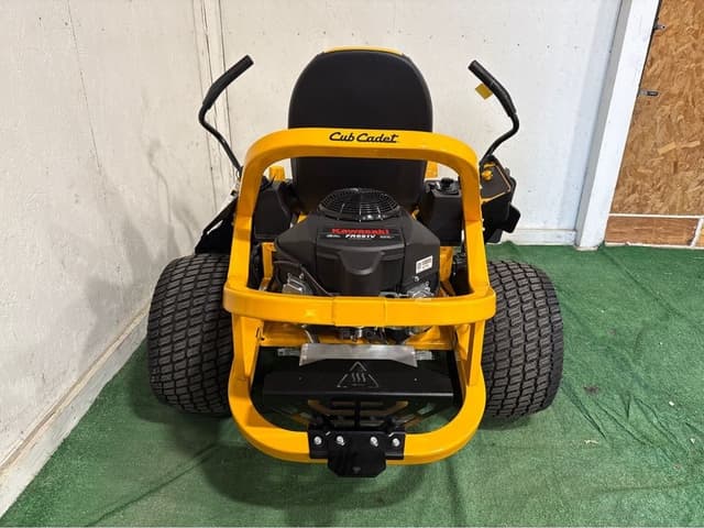 Image of Cub Cadet Ultima ZT1 equipment image 3