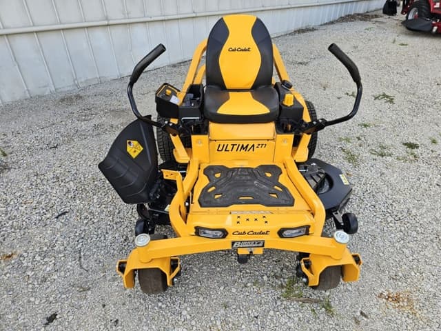 Image of Cub Cadet Ultima ZT1 equipment image 1